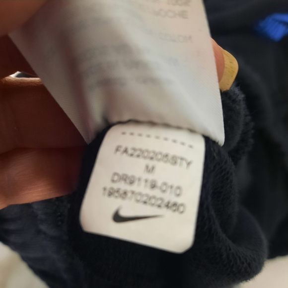 Nike Shorts Men's Sz Med Black Multi Swoosh Sportswear Essentials+ French Terry - Picture 7 of 7